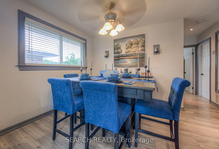 Photo 8 at 3 Kenwood Crescent, Huntington, Hamilton