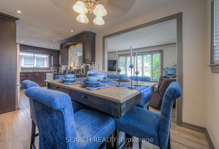 Photo 9 at 3 Kenwood Crescent, Huntington, Hamilton