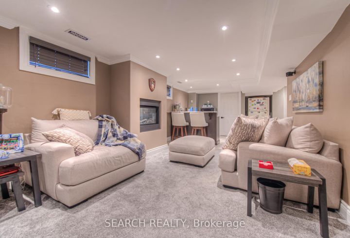Photo 27 at 3 Kenwood Crescent, Huntington, Hamilton