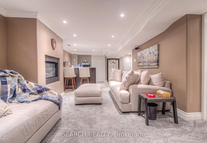 Photo 28 at 3 Kenwood Crescent, Huntington, Hamilton