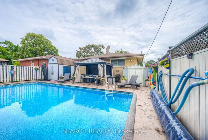 Photo 35 at 3 Kenwood Crescent, Huntington, Hamilton