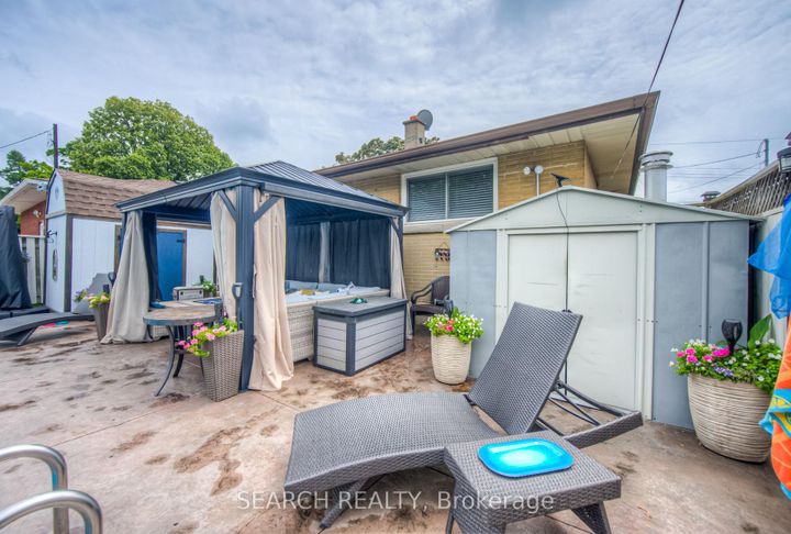 Photo 36 at 3 Kenwood Crescent, Huntington, Hamilton
