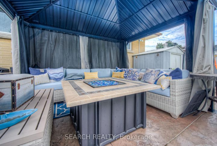 Photo 39 at 3 Kenwood Crescent, Huntington, Hamilton