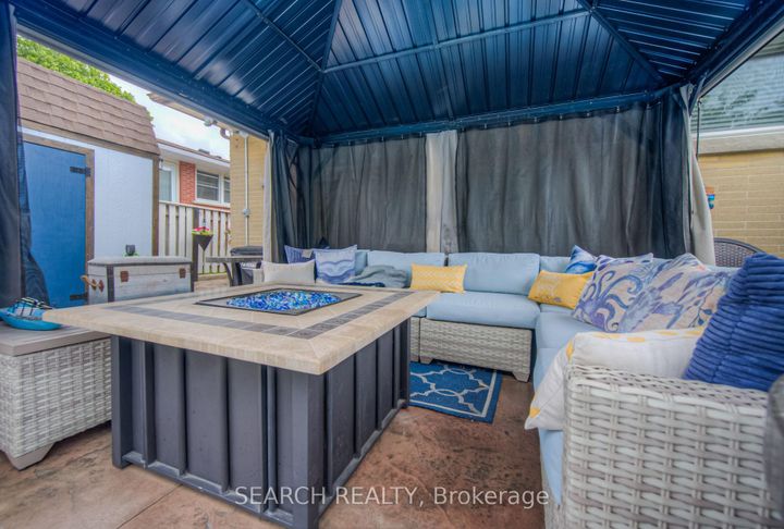 Photo 40 at 3 Kenwood Crescent, Huntington, Hamilton