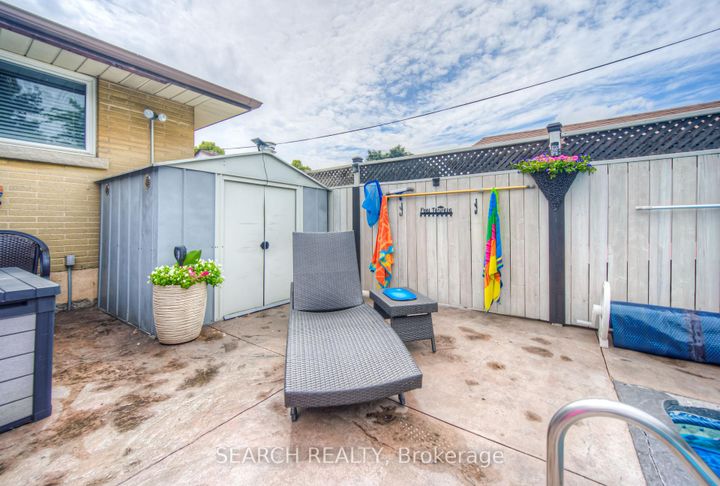 Photo 45 at 3 Kenwood Crescent, Huntington, Hamilton