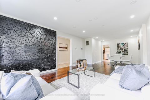 Photo 6 at 3 Lightwood Drive, Beaumonde Heights, Toronto