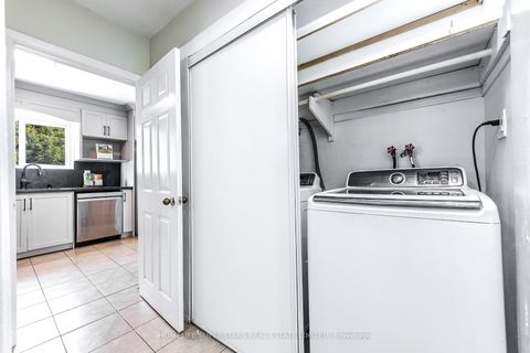 Photo 14 at 3 Lightwood Drive, Beaumonde Heights, Toronto