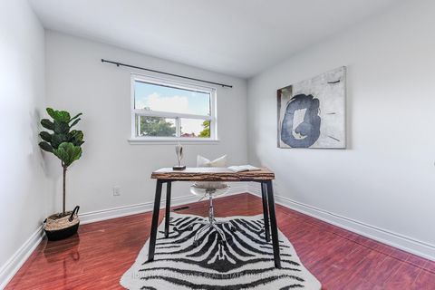 Photo 22 at 3 Lightwood Drive, Beaumonde Heights, Toronto