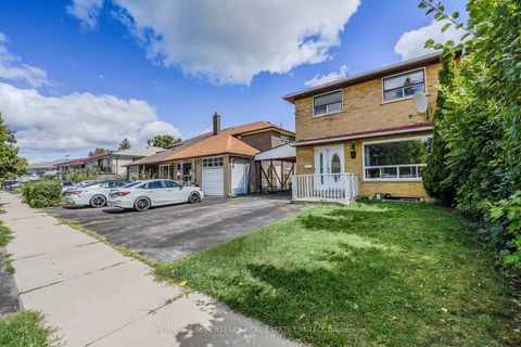 Photo 36 at 3 Lightwood Drive, Beaumonde Heights, Toronto