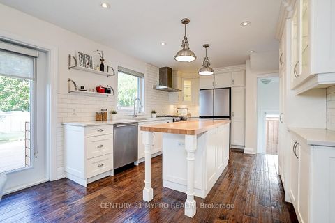 Photo 10 at 24 Gair Drive, Alderwood, Toronto