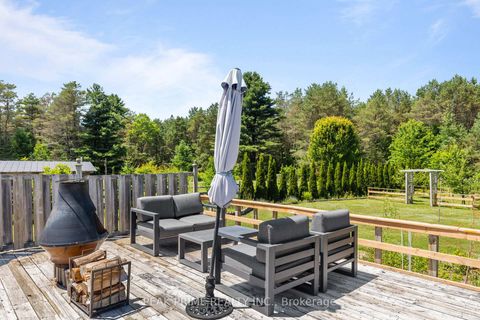 Photo 2 at 5502 SUNNIDALE TOSORONTIO TOWNLINE, New Lowell, Clearview Photo 2 at 5502 SUNNIDALE TOSORONTIO TOWNLINE, New Lowell, Clearview