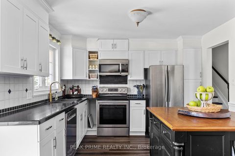 Photo 9 at 5502 SUNNIDALE TOSORONTIO TOWNLINE, New Lowell, Clearview Photo 9 at 5502 SUNNIDALE TOSORONTIO TOWNLINE, New Lowell, Clearview