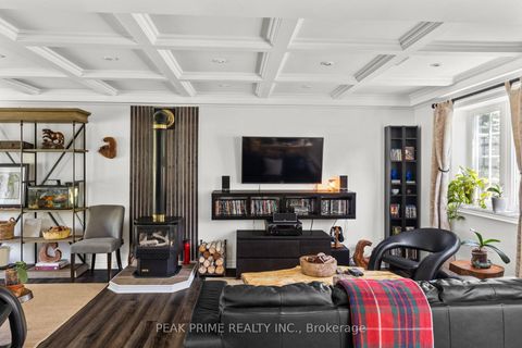 Photo 23 at 5502 SUNNIDALE TOSORONTIO TOWNLINE, New Lowell, Clearview Photo 23 at 5502 SUNNIDALE TOSORONTIO TOWNLINE, New Lowell, Clearview