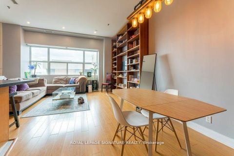 Photo 3 at 801 - 700 King Street W, Niagara, Toronto