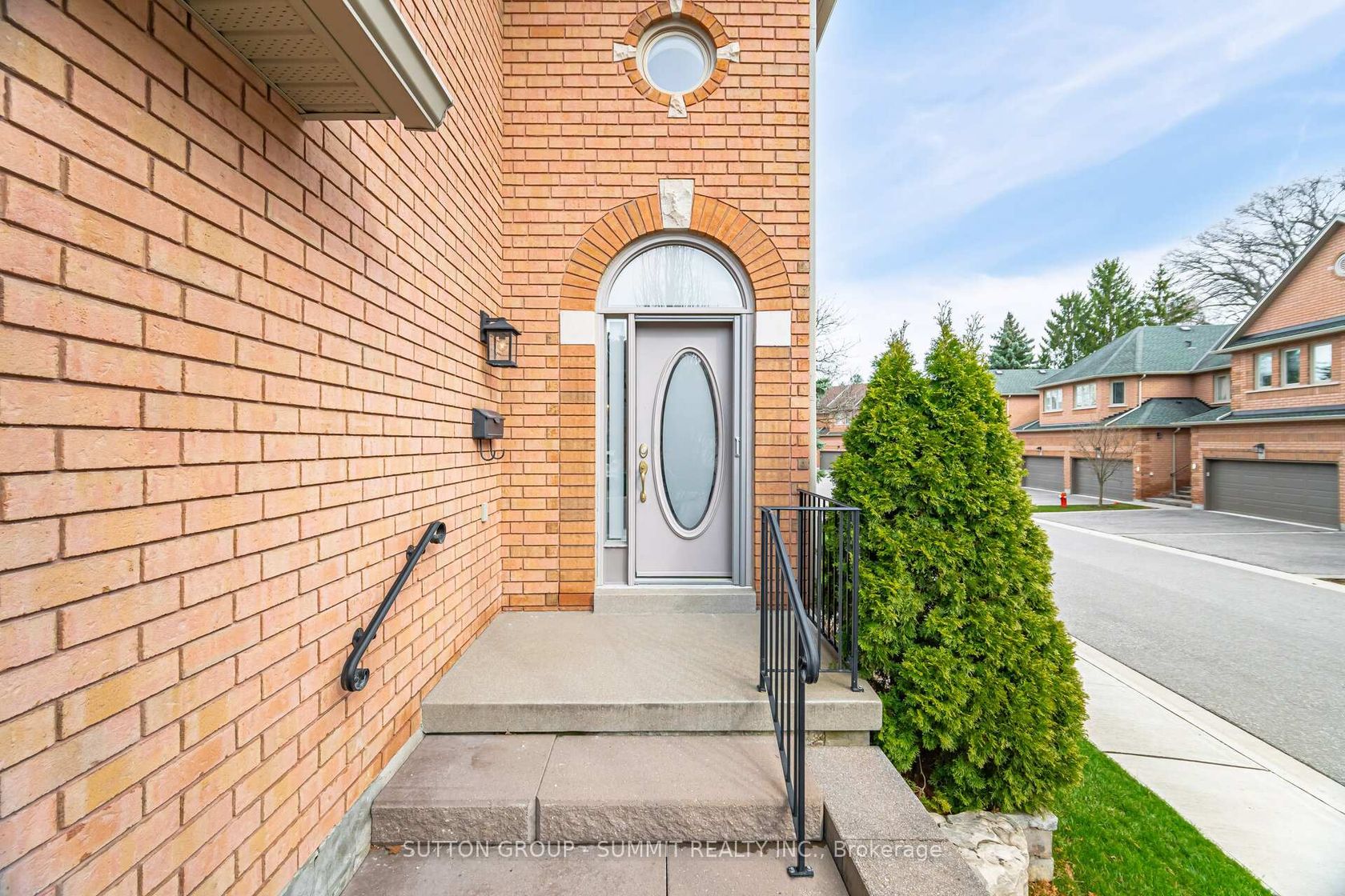14 - 1905 Broad Hollow Gate, Erin Mills, Mississauga 