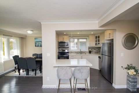 Photo 2 at 65 Bridgenorth Crescent, Beaumonde Heights, Toronto