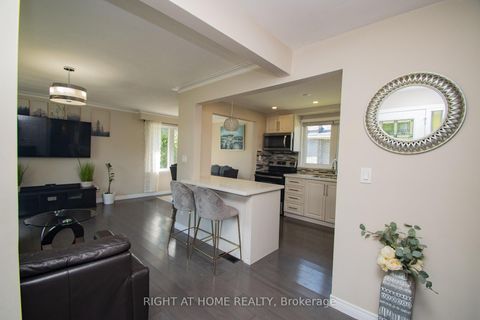 Photo 3 at 65 Bridgenorth Crescent, Beaumonde Heights, Toronto
