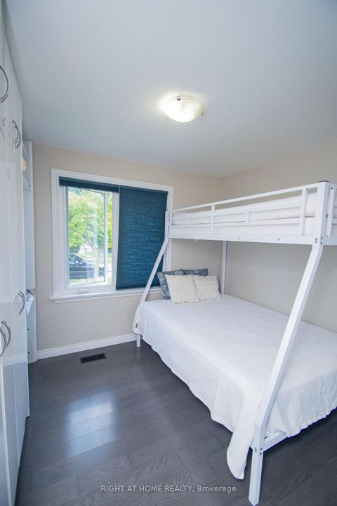 Photo 9 at 65 Bridgenorth Crescent, Beaumonde Heights, Toronto