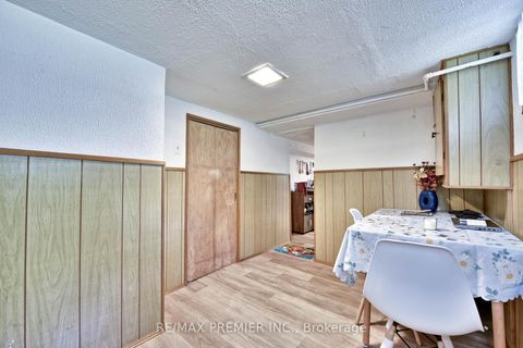 Photo 7 at 1 Edgebrook Drive, Beaumonde Heights, Toronto