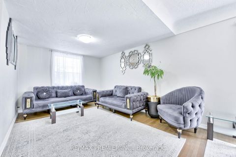 Photo 27 at 1 Edgebrook Drive, Beaumonde Heights, Toronto