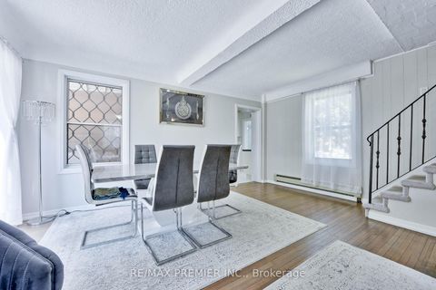 Photo 29 at 1 Edgebrook Drive, Beaumonde Heights, Toronto