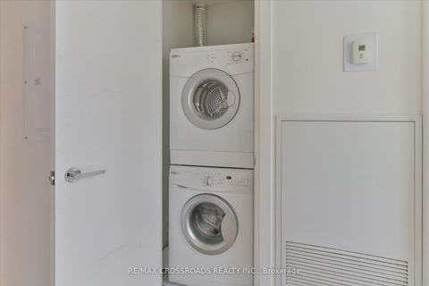 Photo 21 at 3006 - 224 King Street W, Waterfront Communities C1, Toronto