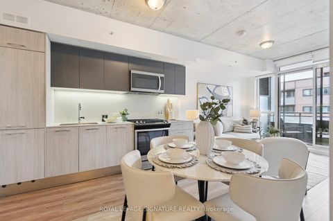 Photo 9 at 7 - 665 Kingston Road, The Beaches, Toronto