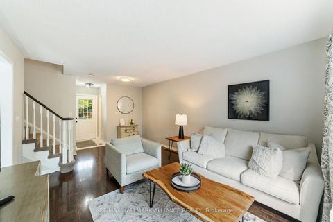 Photo 7 at 2185 Baronwood Drive, WM Westmount, Oakville
