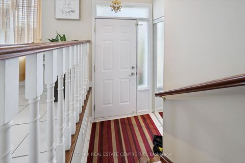 Photo 3 at 665D Scarlett Road, Humber Heights, Toronto