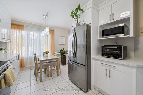 Photo 5 at 665D Scarlett Road, Humber Heights, Toronto