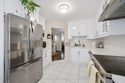 Photo 8 at 665D Scarlett Road, Humber Heights, Toronto