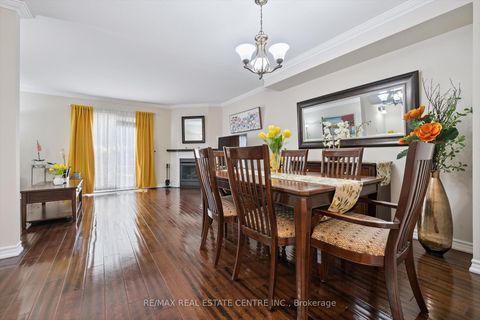 Photo 9 at 665D Scarlett Road, Humber Heights, Toronto