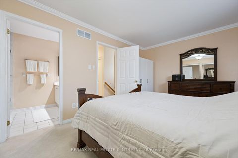 Photo 20 at 665D Scarlett Road, Humber Heights, Toronto