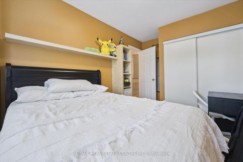 Photo 23 at 665D Scarlett Road, Humber Heights, Toronto