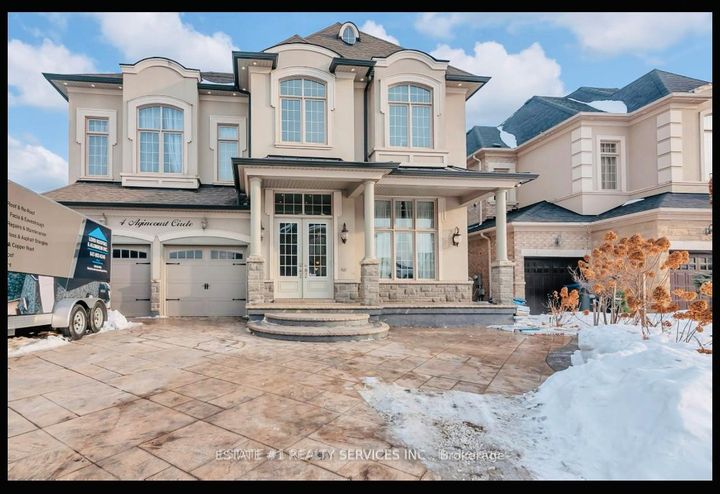 Photo 1 at 4 Agincourt Circle, Credit Valley, Brampton