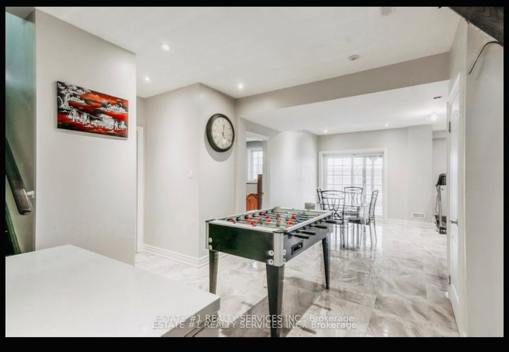 Photo 26 at 4 Agincourt Circle, Credit Valley, Brampton