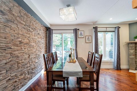 Photo 15 at 1160 Mccraney Street E, CP College Park, Oakville