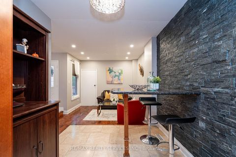 Photo 19 at 1160 Mccraney Street E, CP College Park, Oakville