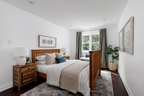 Photo 23 at 24 Parkview Heights, Cliffside, Toronto