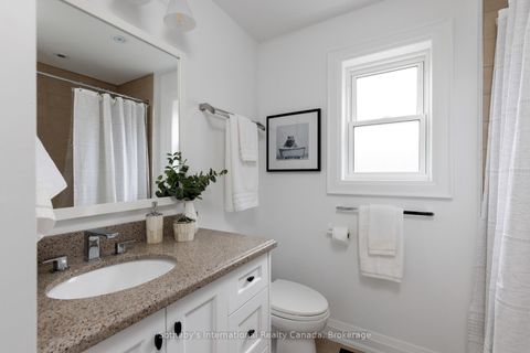 Photo 27 at 24 Parkview Heights, Cliffside, Toronto