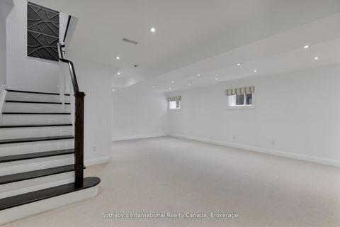 Photo 32 at 24 Parkview Heights, Cliffside, Toronto