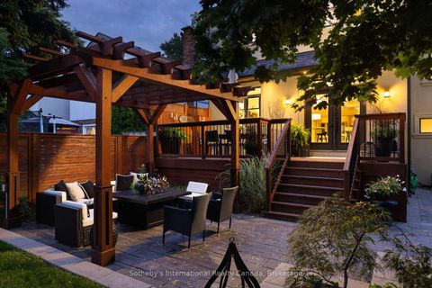Photo 36 at 24 Parkview Heights, Cliffside, Toronto