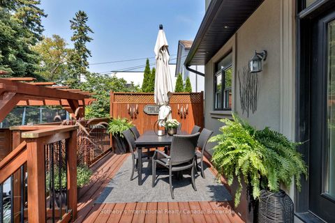 Photo 38 at 24 Parkview Heights, Cliffside, Toronto