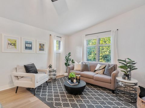 Photo 18 at 345 Flagstone Terrace, Rouge E10, Toronto