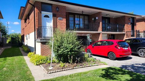 Photo 1 at 214 Fairglen Avenue, L'Amoreaux, Toronto