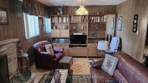 Photo 19 at 214 Fairglen Avenue, L'Amoreaux, Toronto
