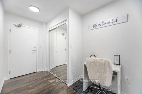 Photo 7 at 1015 - 25 Telegram Mews, Waterfront Communities C1, Toronto