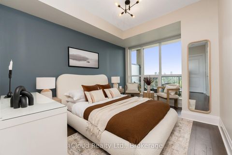 Photo 5 at 714 - 1 Old Mill Drive, Swansea, Toronto