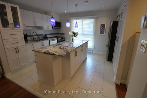 Photo 9 at 57 John Cabot Way, Jane Heights, Toronto