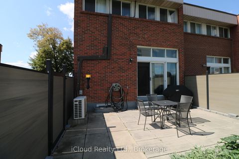Photo 32 at 57 John Cabot Way, Jane Heights, Toronto